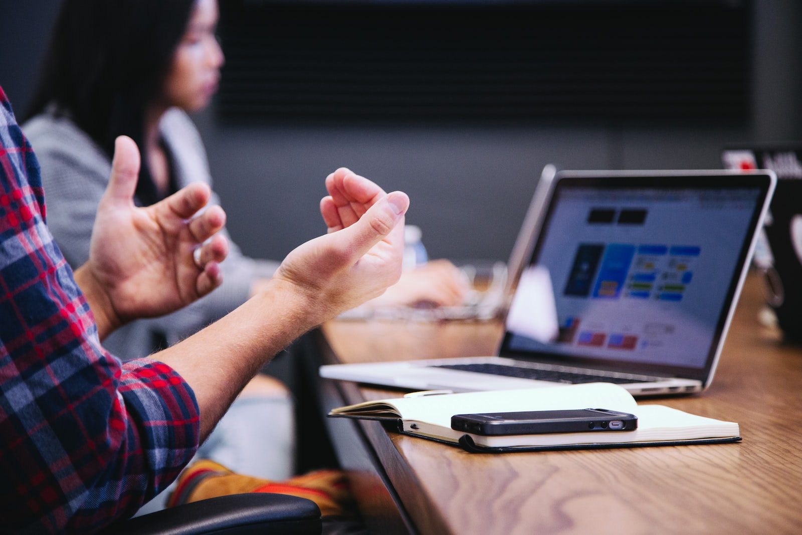 What is an Internal Audit Feedback Meeting?